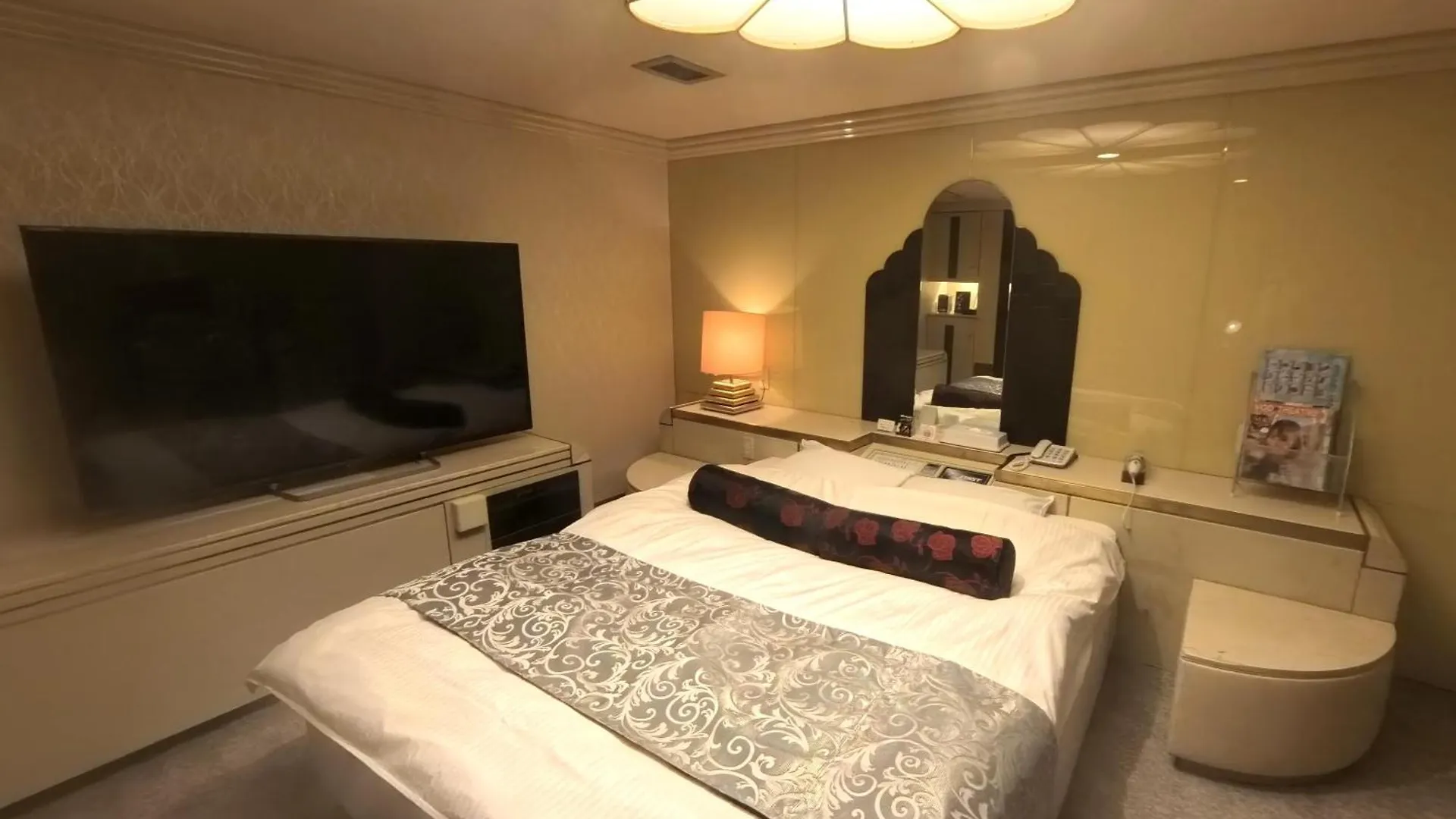 Love hotel Hotel First (Adults Only) Ikeda
